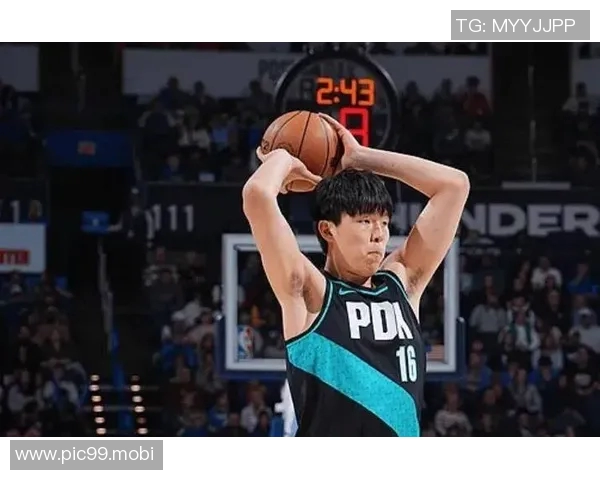 杨瀚森次节末段登场3分钟,得到1板1失误3犯规陷入犯规麻烦 杨瀚森次节末段登场3分钟,得到1板1失误3犯规陷入犯规麻烦